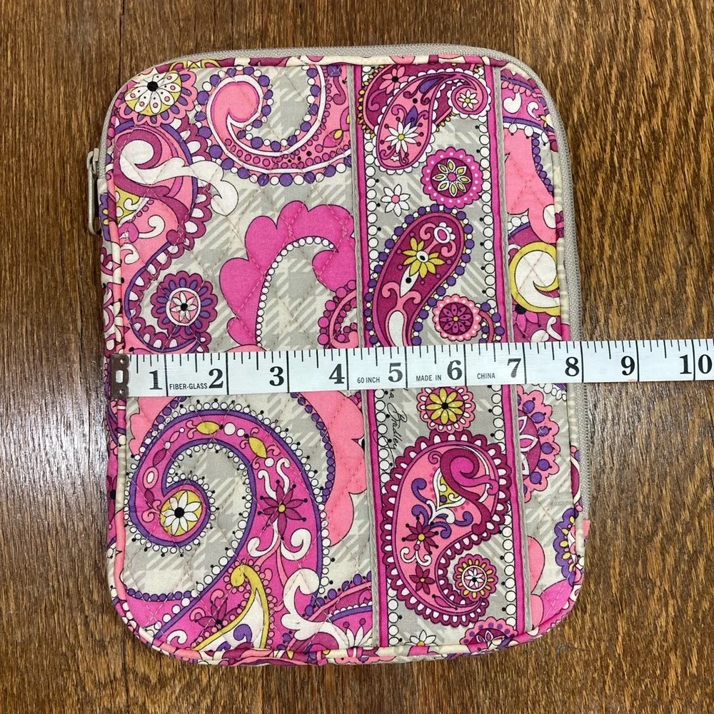 Vera Bradley Floral Tablet Sleeve Paisley Meets Plaid Ret Pattern approx 8x10”